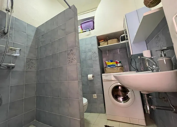 smichel view Mentone