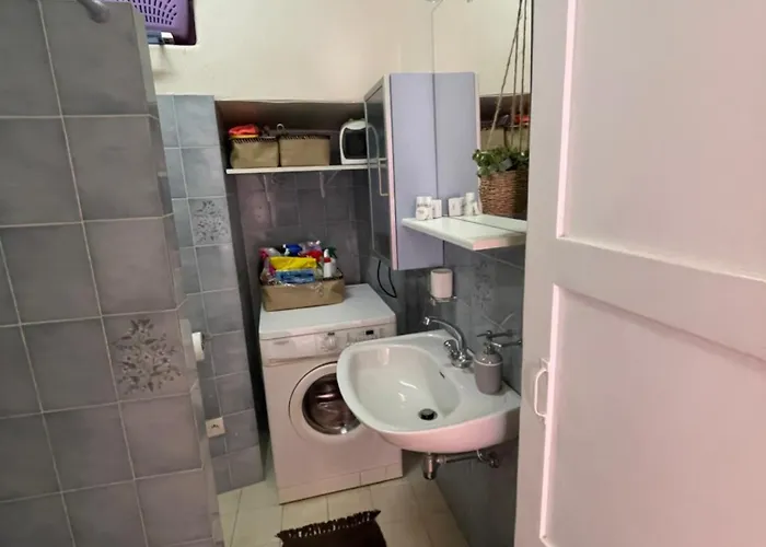 smichel view * Mentone