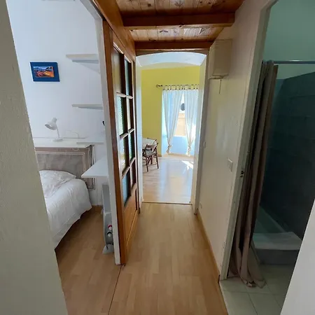 Апартаменти 50m Center & Sea View Square Catedral *