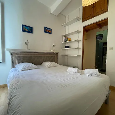 Smichel View Apartment *