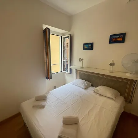 Apartment 50m Center & Sea View Square Catedral