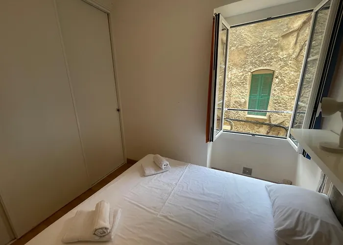 Square Saint Michel Sea View - Happy Rentals Apartmán *